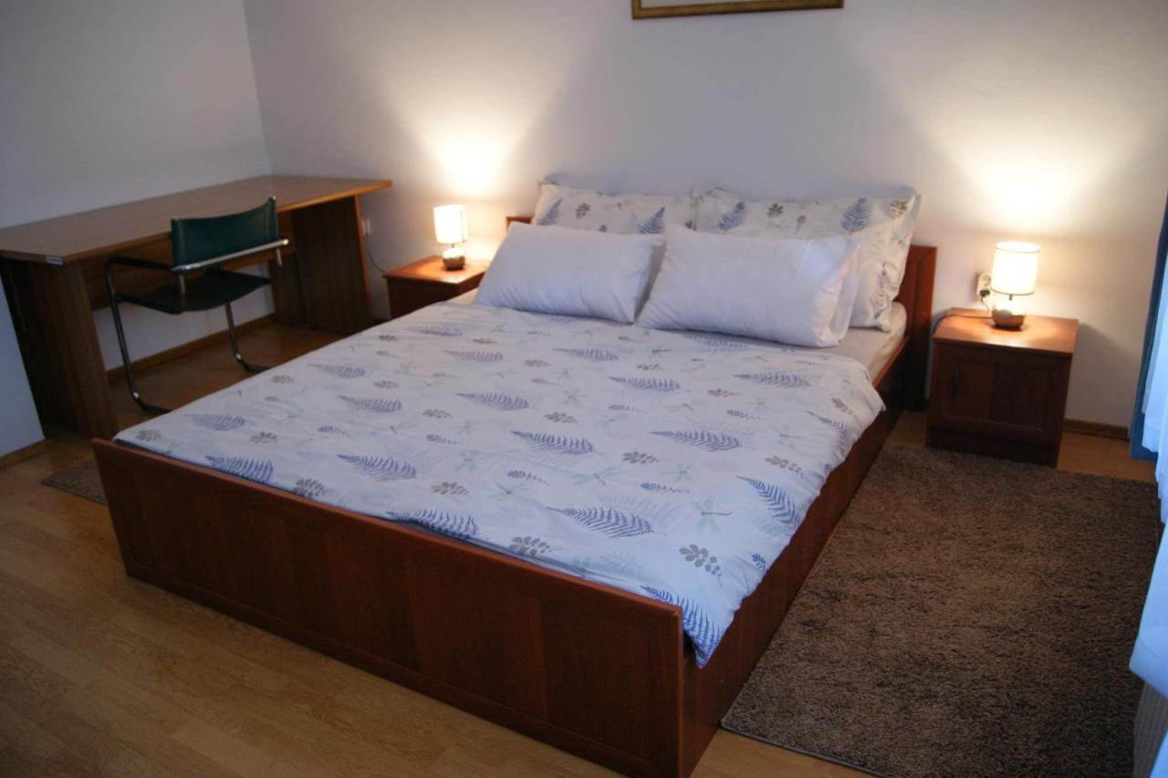 Apartment Lynx โคเรนนิซา ภายนอก รูปภาพ