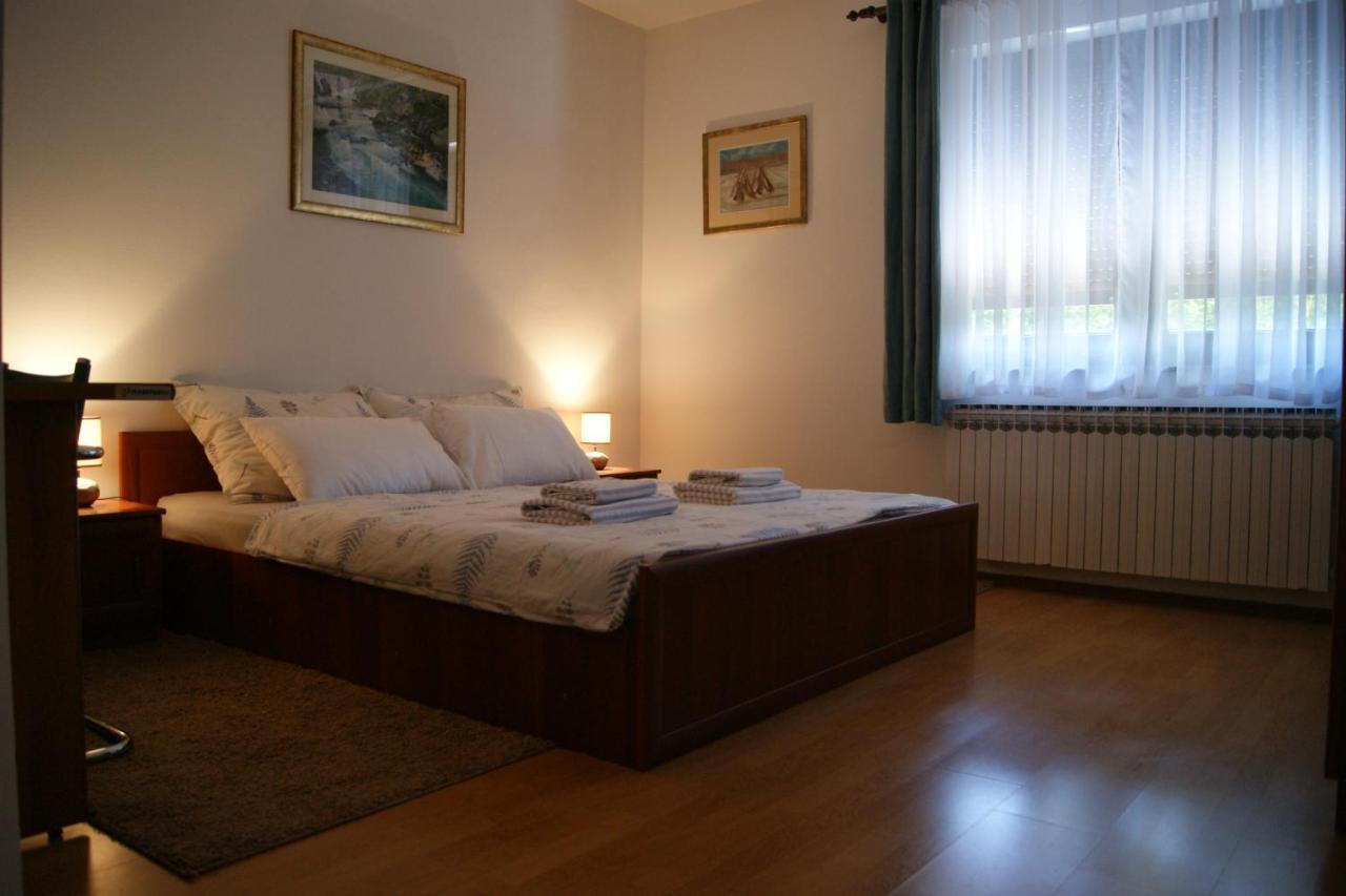 Apartment Lynx โคเรนนิซา ภายนอก รูปภาพ