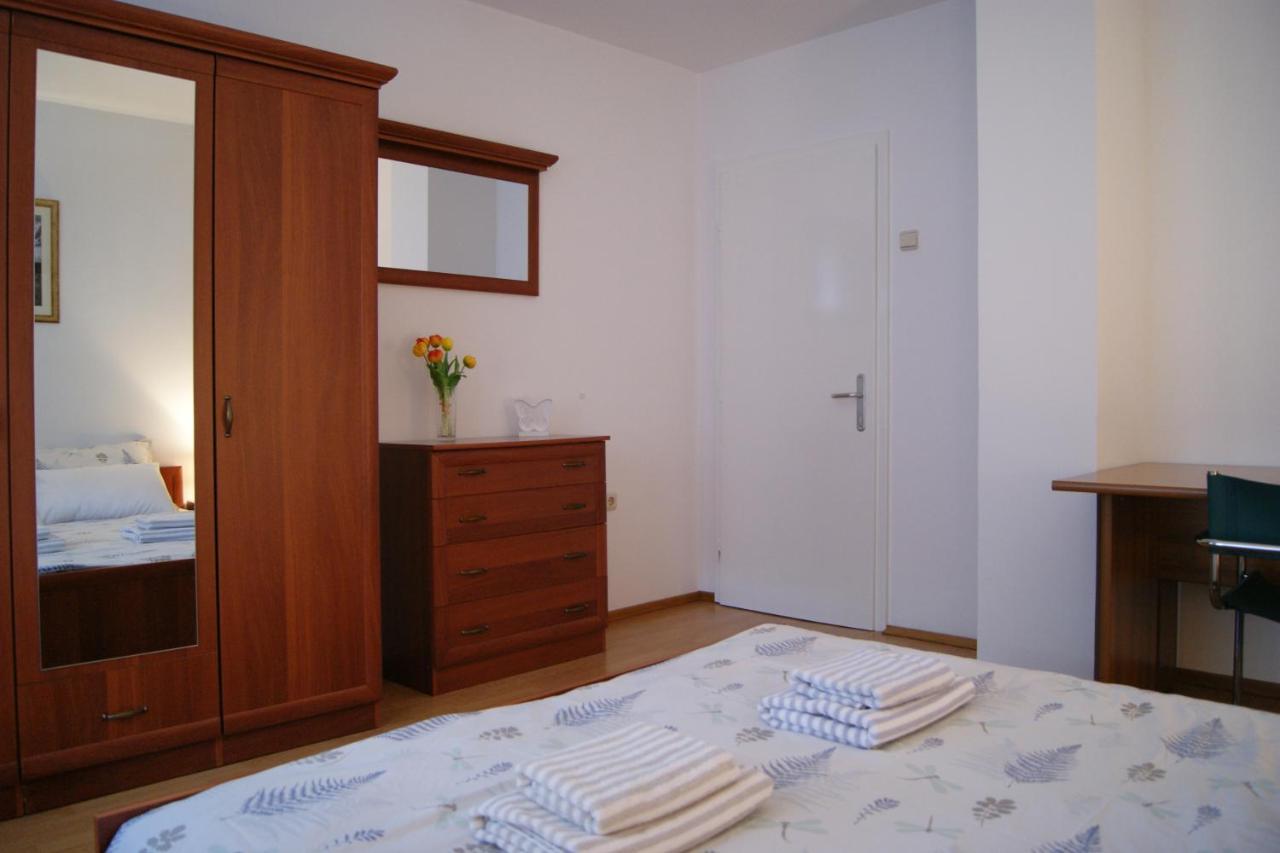 Apartment Lynx โคเรนนิซา ภายนอก รูปภาพ