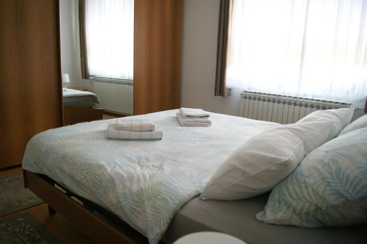 Apartment Lynx โคเรนนิซา ภายนอก รูปภาพ