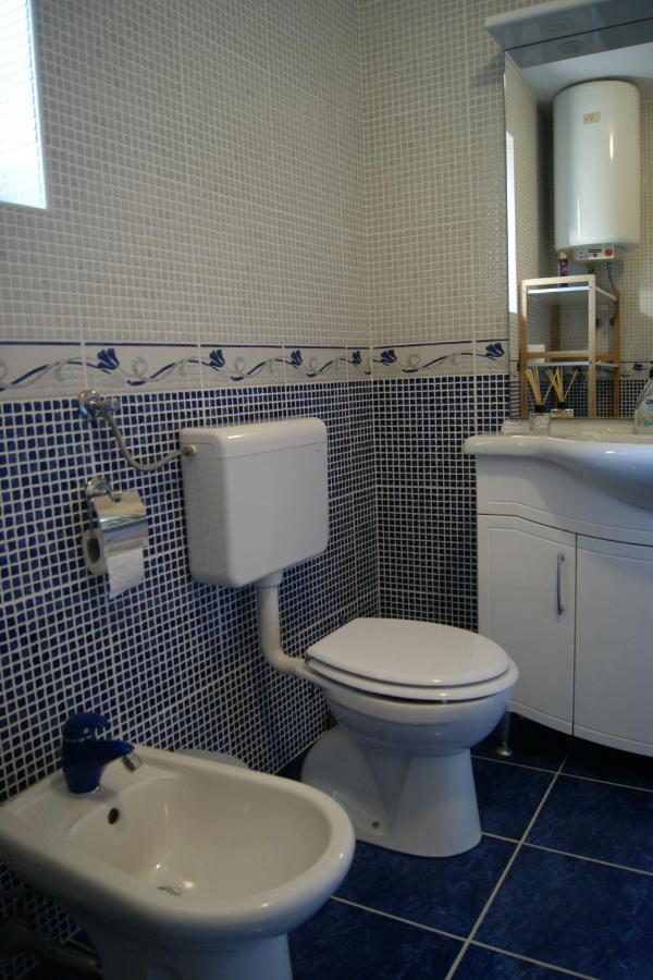 Apartment Lynx โคเรนนิซา ภายนอก รูปภาพ